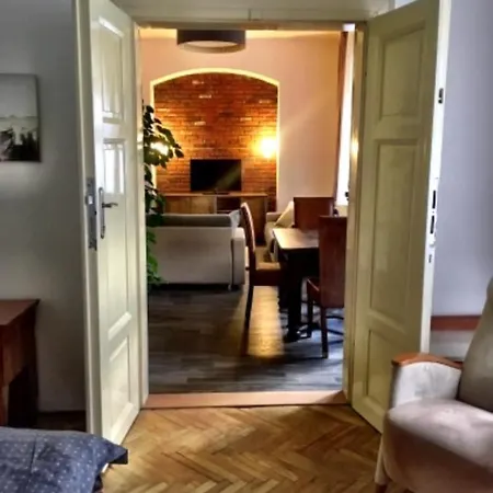 Charming Old Town Retreat