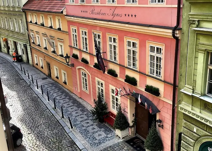 Charming Old Town Retreat Lejlighed *
